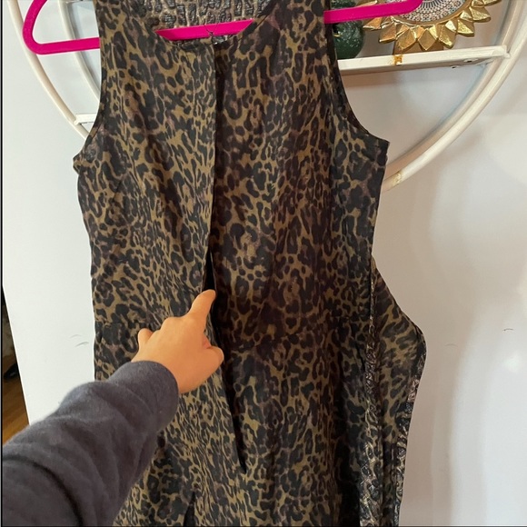 Banana Republic Women's 2 Leopard Animal Sleeveless Pants Romper Tie Belt - Picture 6 of 10